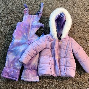 Adorable snow ⛄️ suit!